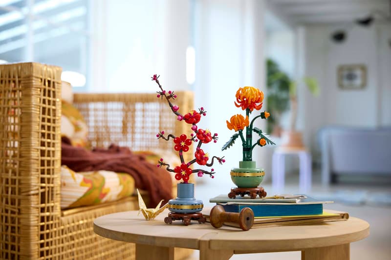 tyle the LEGO Chrysanthemum in Your Home or Office