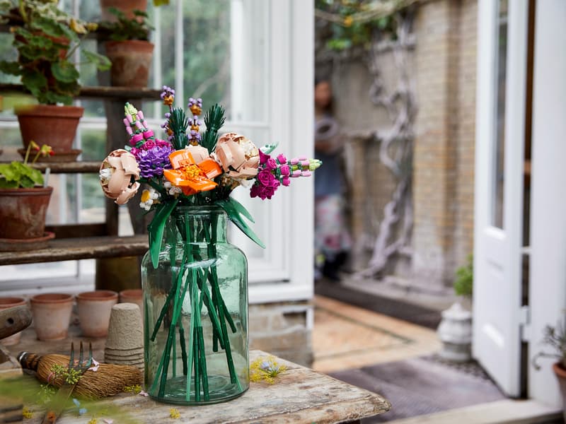 The Styling Masterclass: How to Make LEGO Flowers Look Real